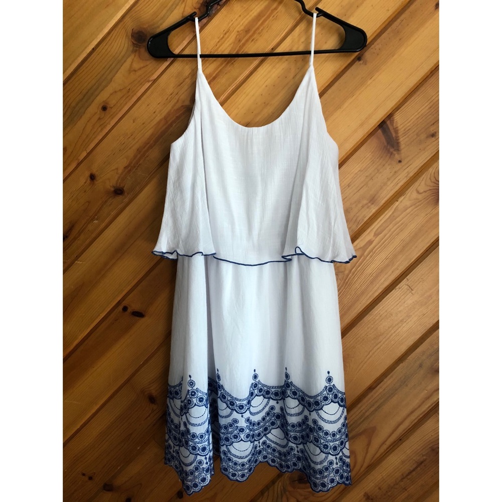 City Triangles White Lace Dress